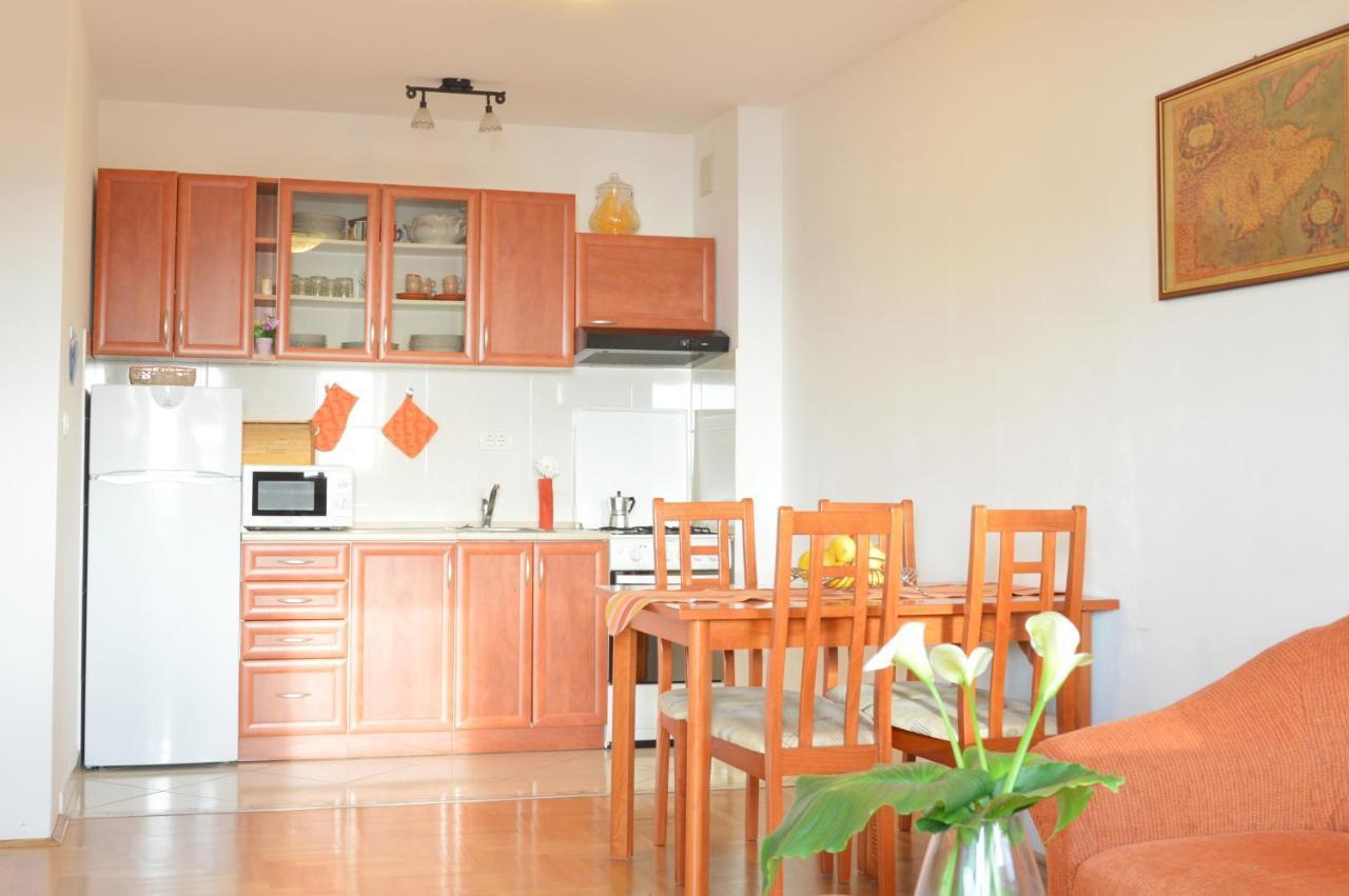 Apartment Riva Sea View Умаг Екстер'єр фото